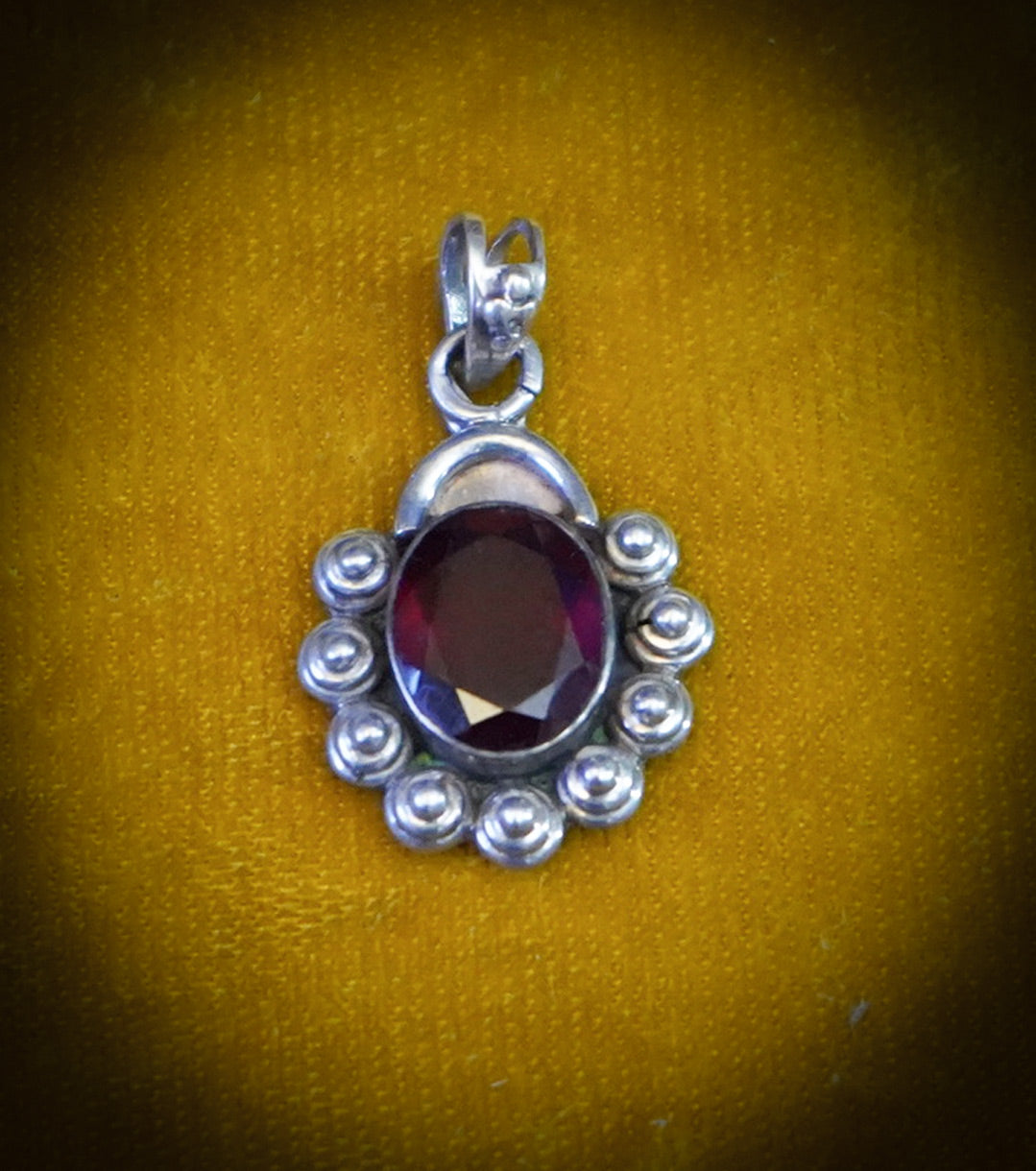 925 Silver & Garnet Pendant Necklace